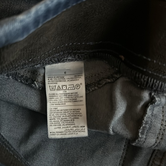 Old Navy pull on Rockstar Jeggings - Picture 8 of 8